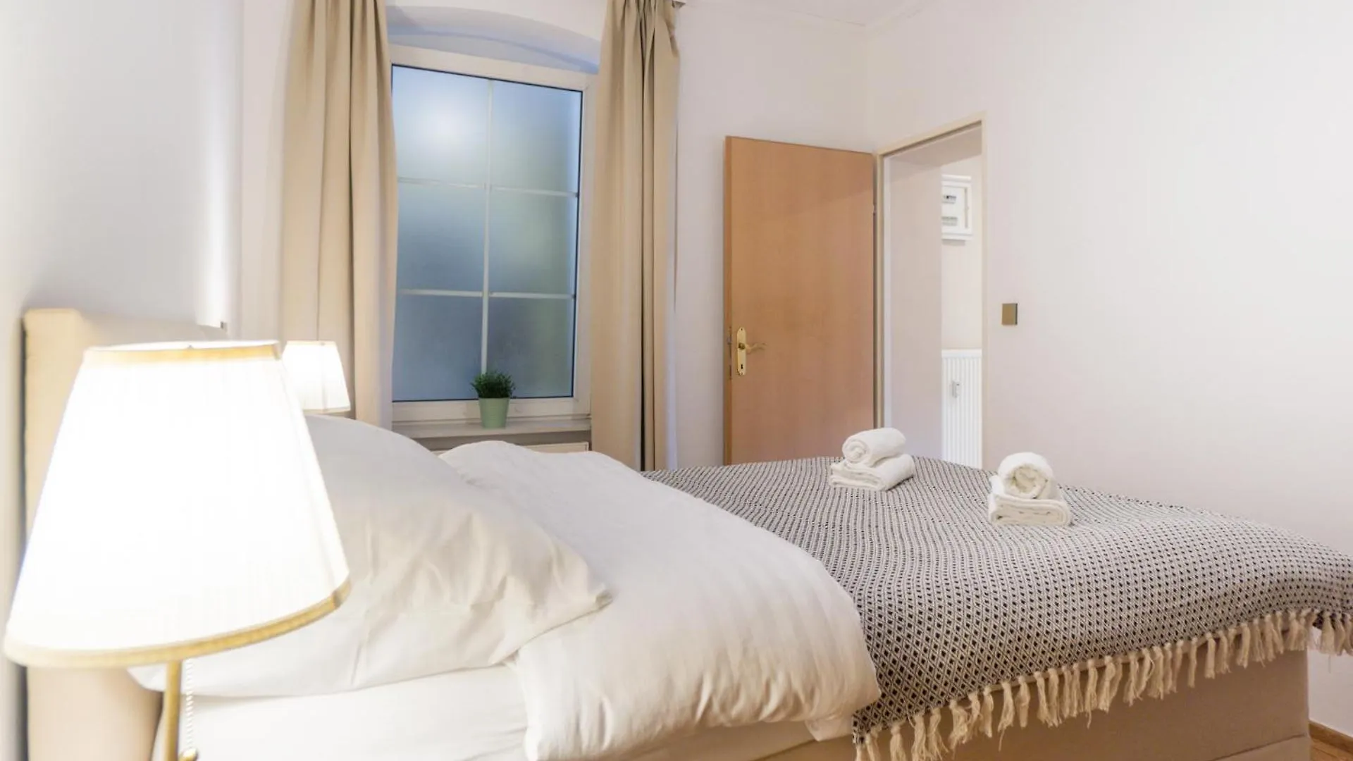 Next To Stadion, Near To Lainzer Tiergarten Apartment Vienna